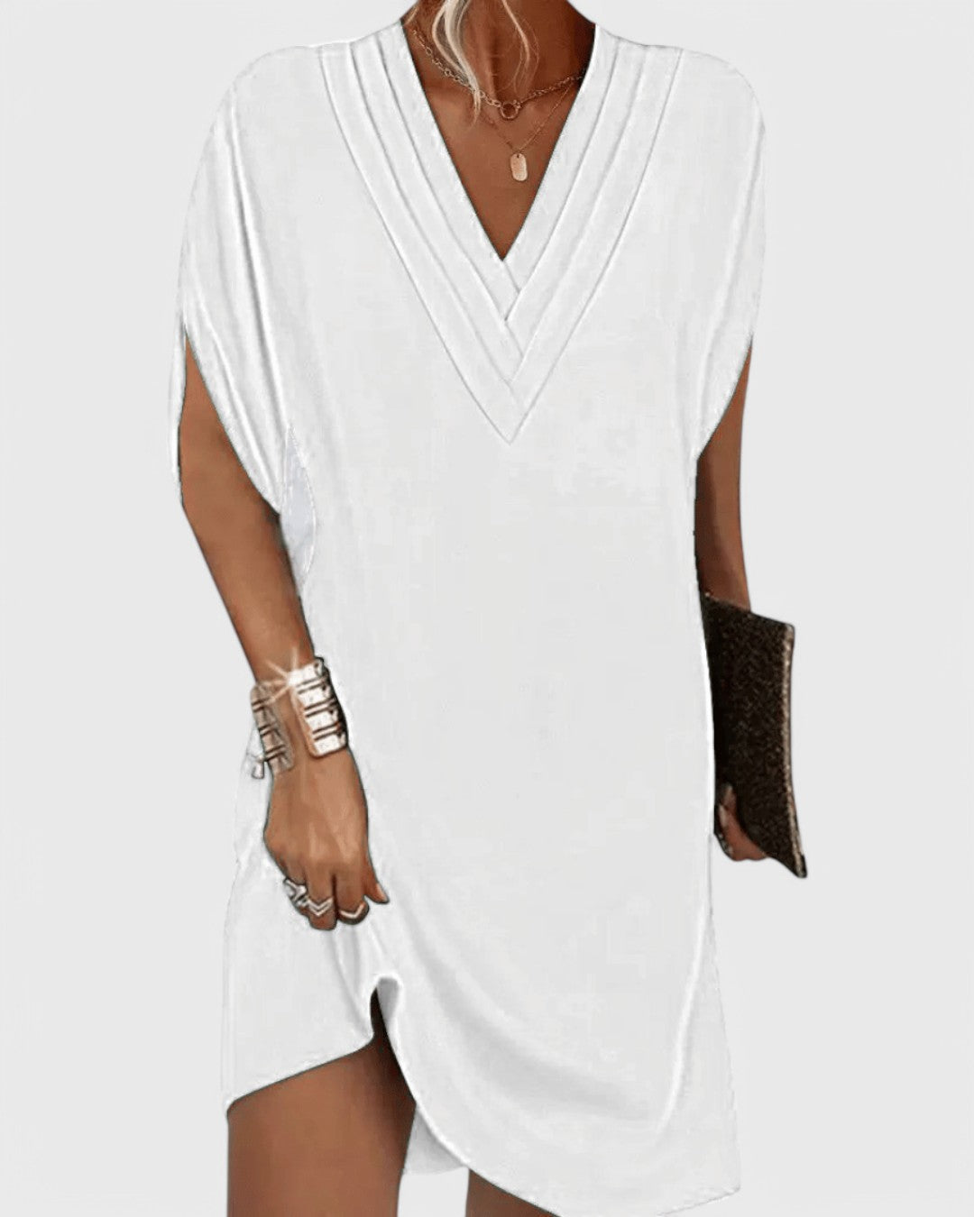 Amelia | This Beautiful Dress with Sleek Silhouette