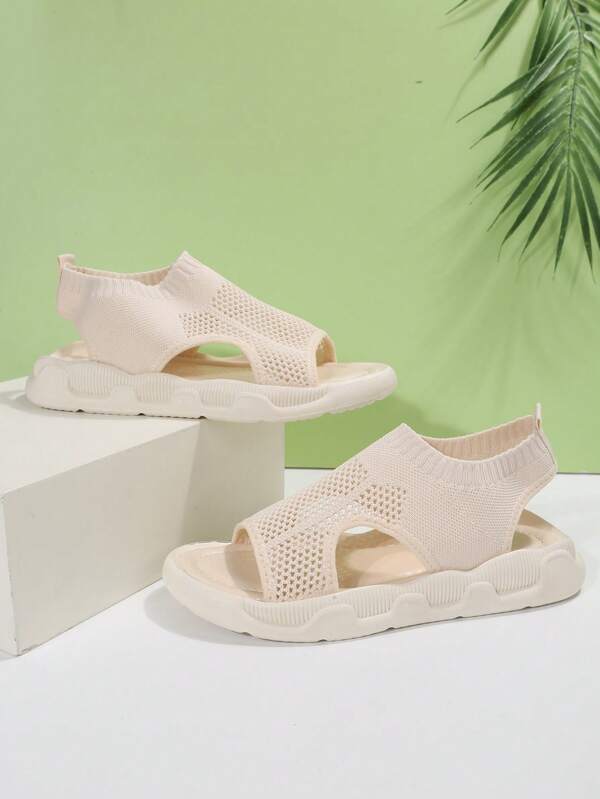 Chloe | This Casual Sandals with Elegant Design