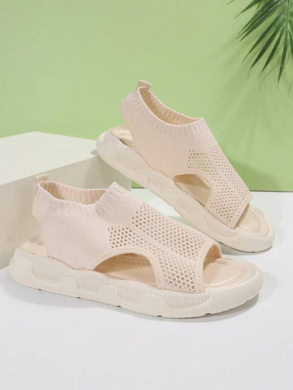Chloe | This Casual Sandals with Elegant Design