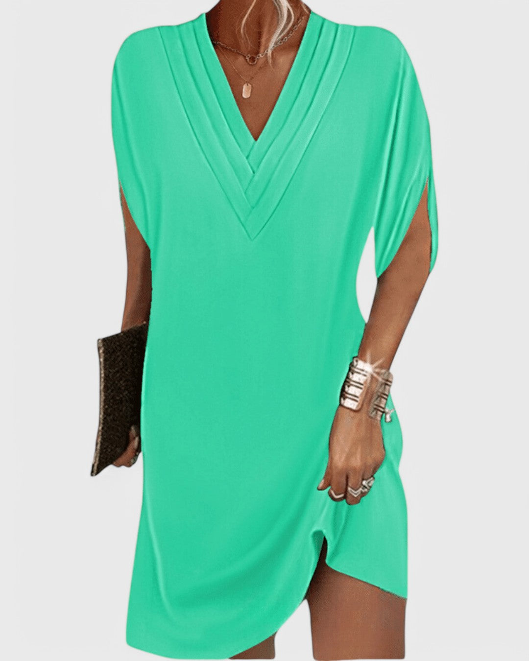 Amelia | This Beautiful Dress with Sleek Silhouette