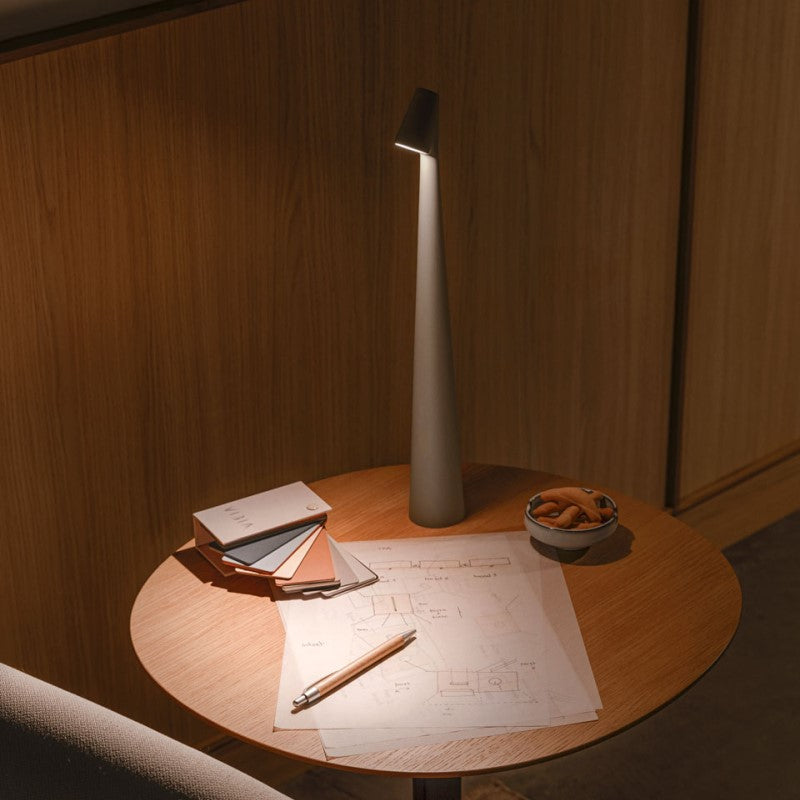 Mia | Contemporary Lamp for Modern Living Spaces