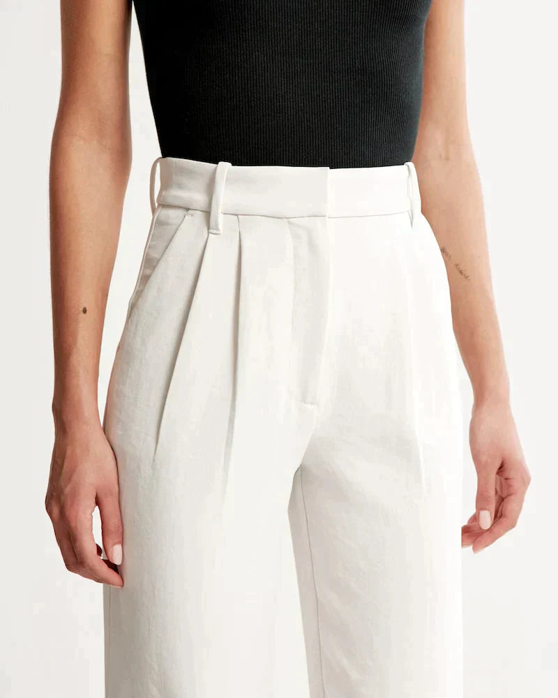 Luna | This Sleek and Comfortable Pants for Everyday