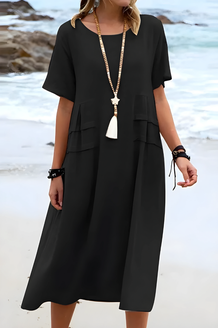 Luna | This Elegant Dress with a Modern Look