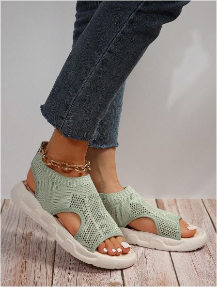 Chloe | This Casual Sandals with Elegant Design