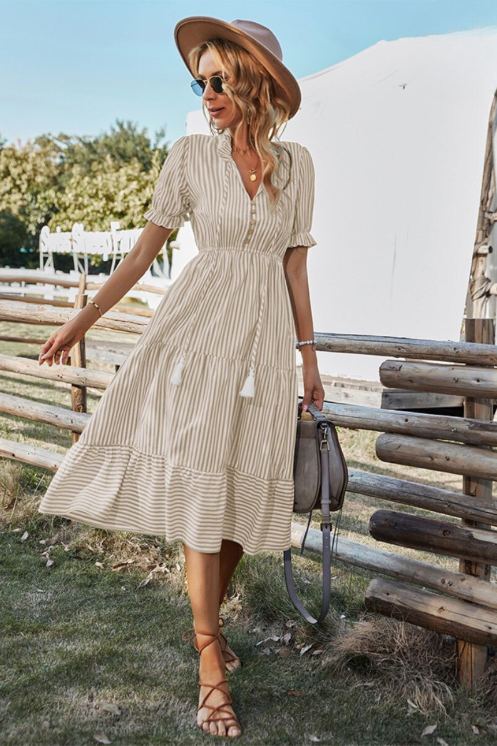 Sara | This Summer Dress for Sunny Days with Style