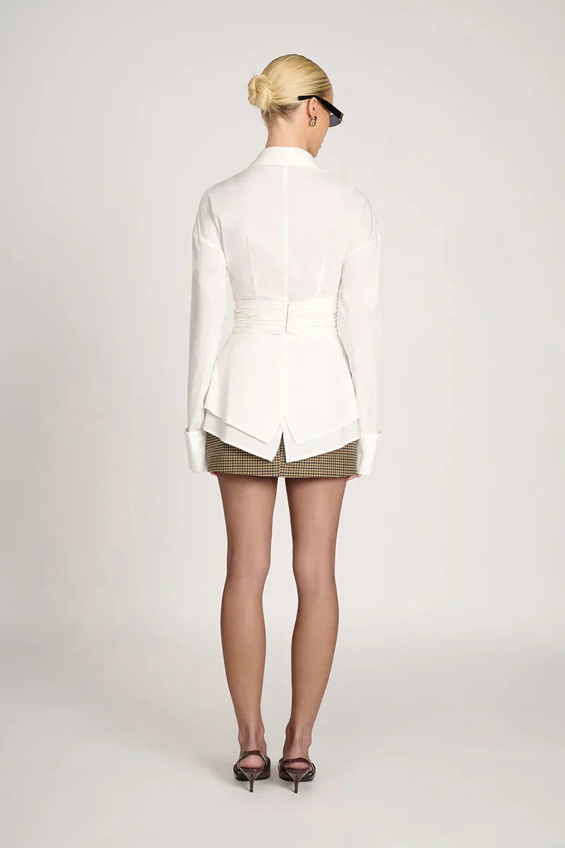 Ella | This Chic Blouse for Everyday Outfits