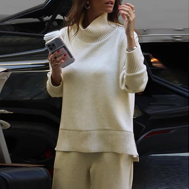 Jessy | This Knit Set of Sweater and Pants for Women